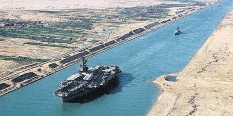 Suez Canal - middle