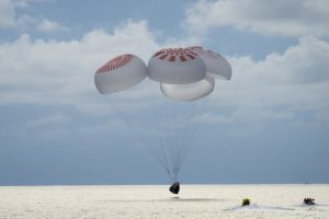 Crew Dragon Resilience landing credit spacex