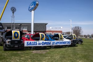 GettyImages-1220163930 Ford dealership