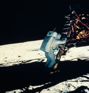 space moon landing