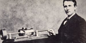 GettyImages-804459622 Thomas Edison - phonograph