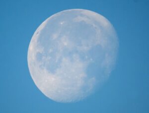 GettyImages-1506417790 Moon