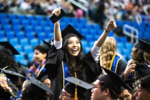 GettyImages-1499075644 college degree