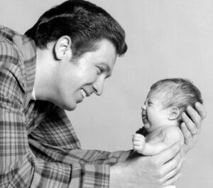 GettyImages-563935799 father's day