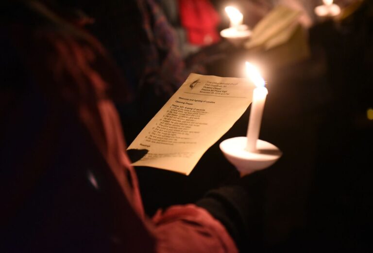 GettyImages-2054034067 advent