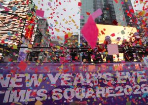 GettyImages-2253204394 Auld Lang Syne