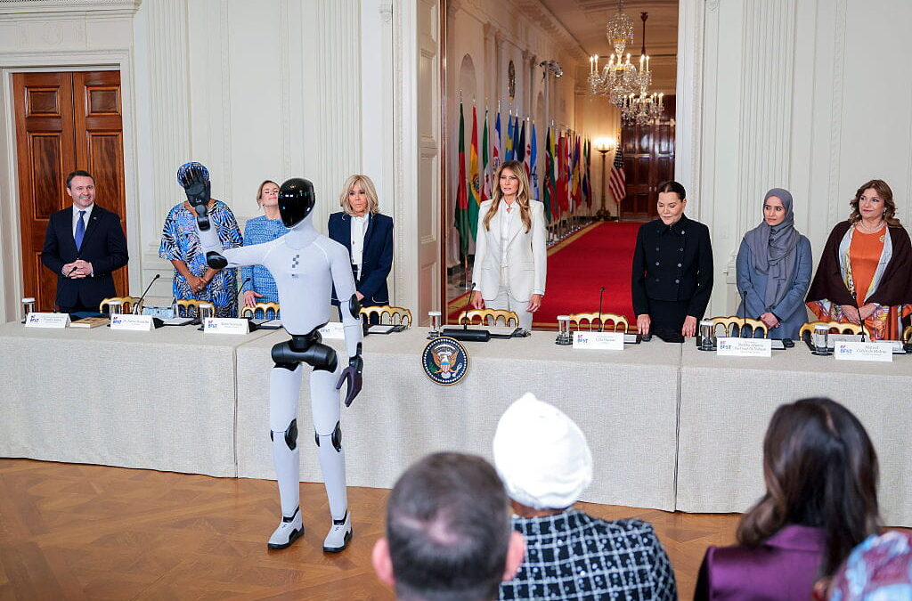 Humanoid Robot Joins First Lady at Kids’ Tech Event