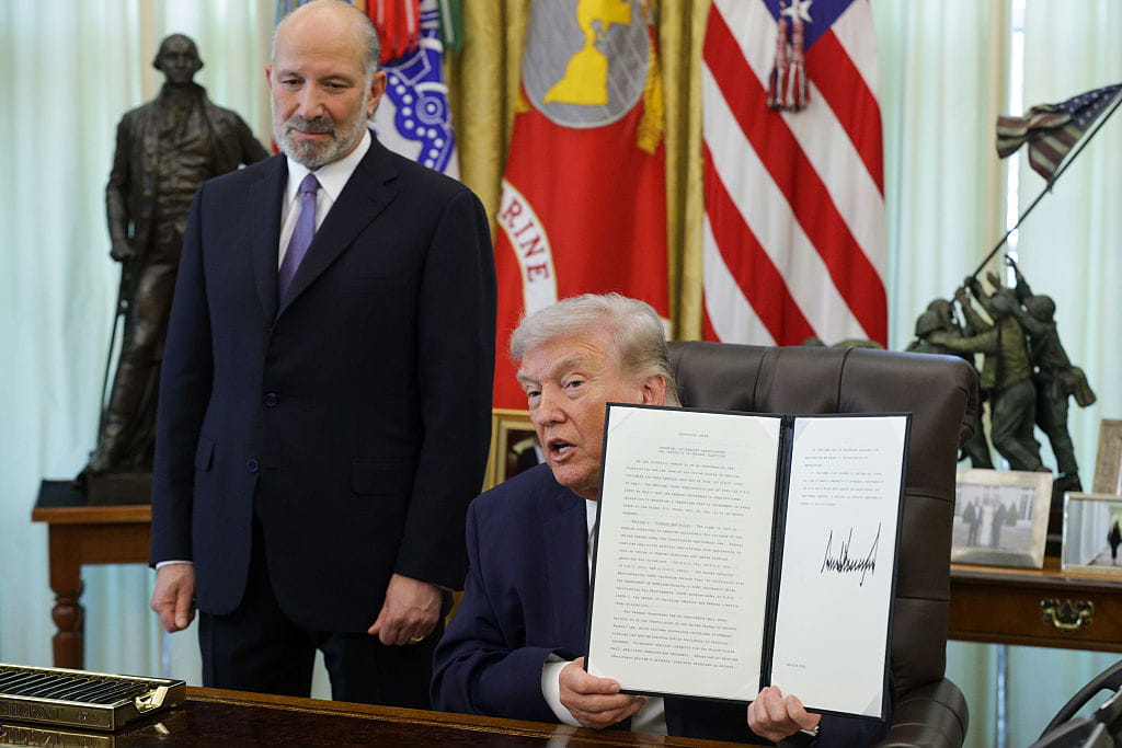 GettyImages-2269288904 voting